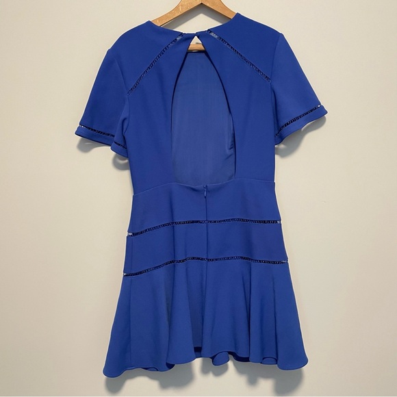 Finders Keepers Revolve Blue Dress Open Back Size Medium Fit & Flare Short - Picture 3 of 4